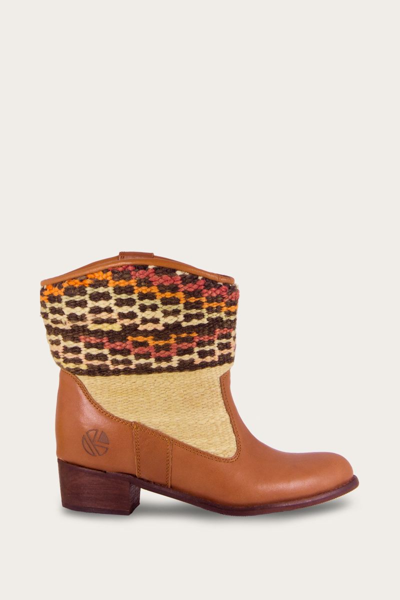 Inez Boots
