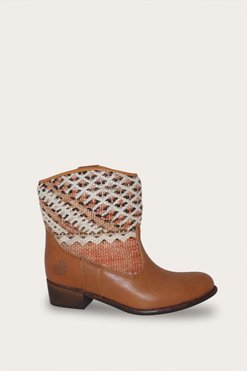 Inez Boots