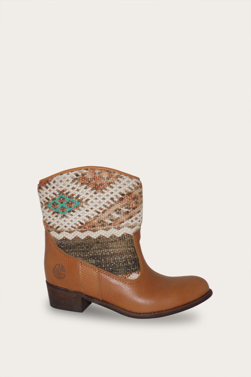 Inez Boots