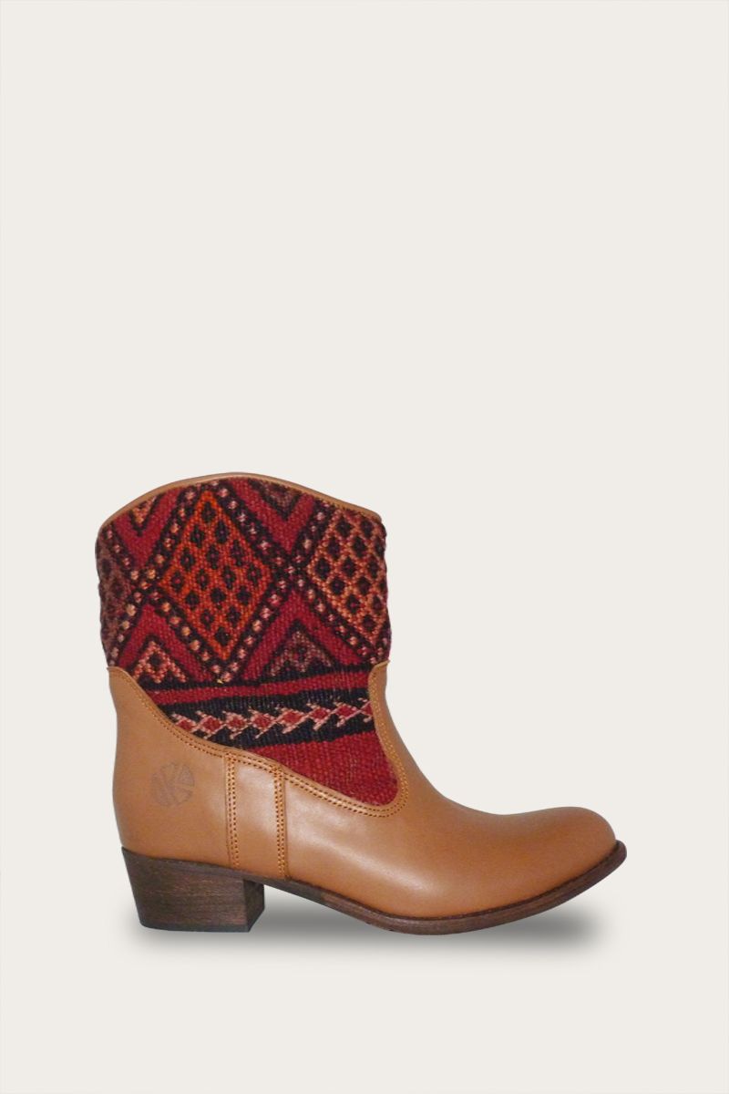 Inez Boots