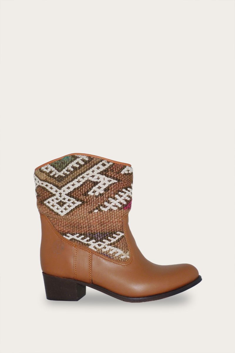 Inez Boots