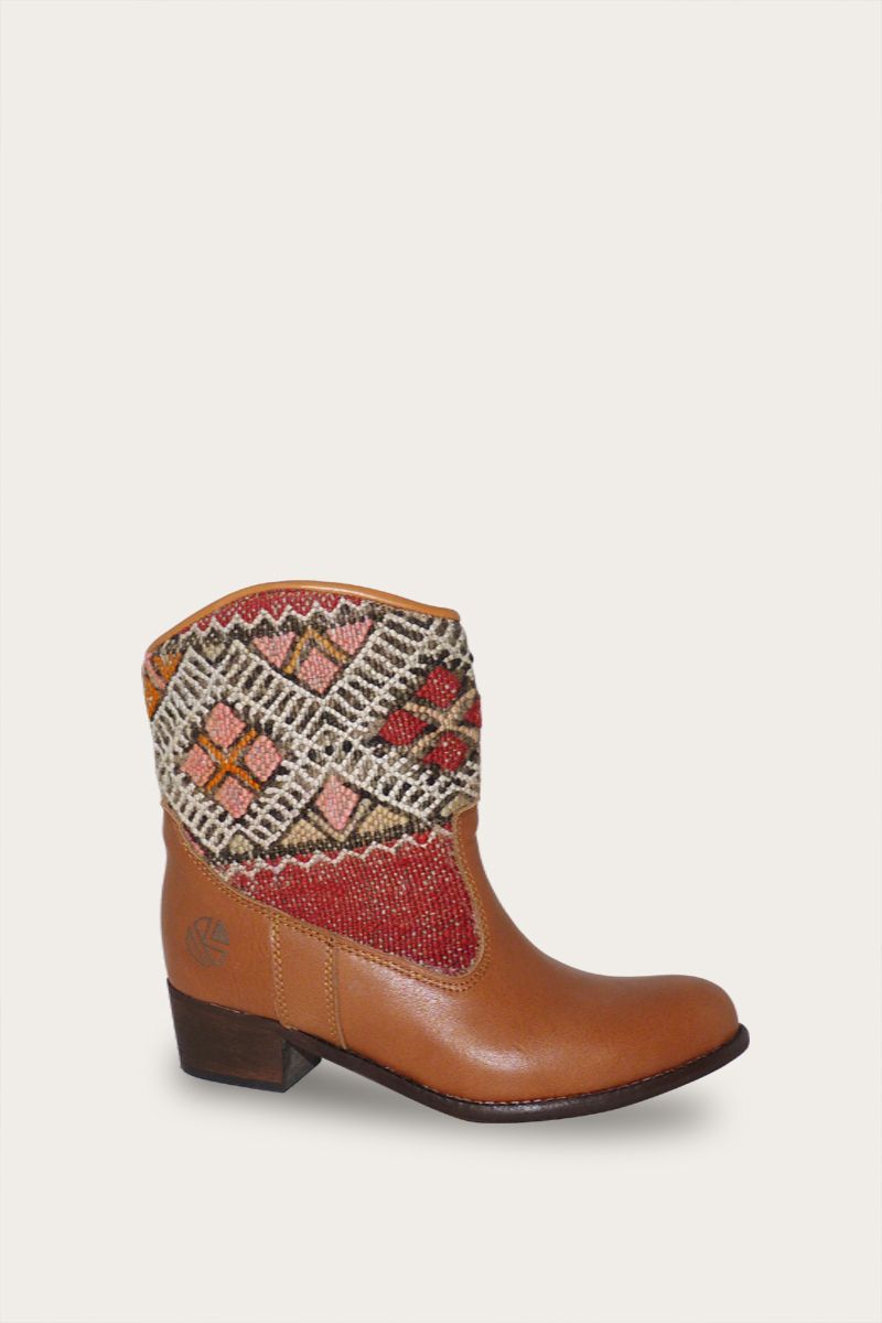 Inez Boots