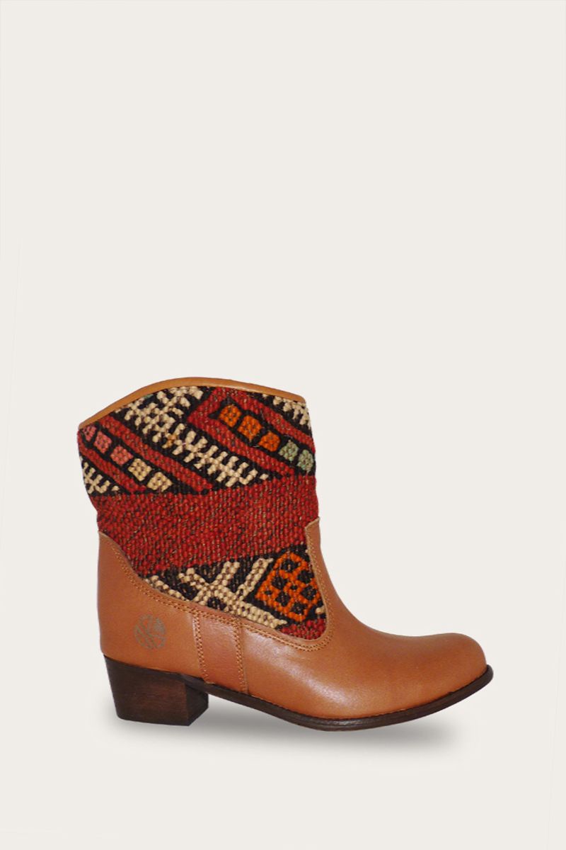 Inez Boots